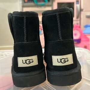 Ugg jona boot